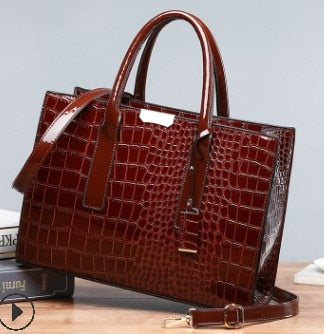 Womens Crocodile Tote Real Patent Leather Handbag Luxury Designer Ladies Alligator bags Retro Shoulder Purse pattern